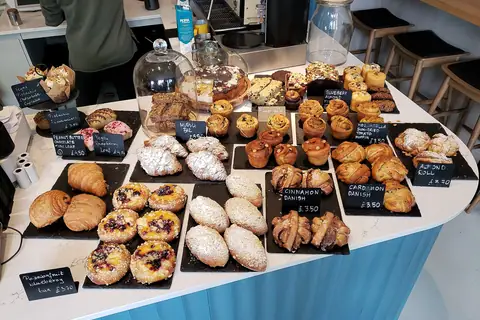 Yvonne's Bakers and Snack Shop photo 1